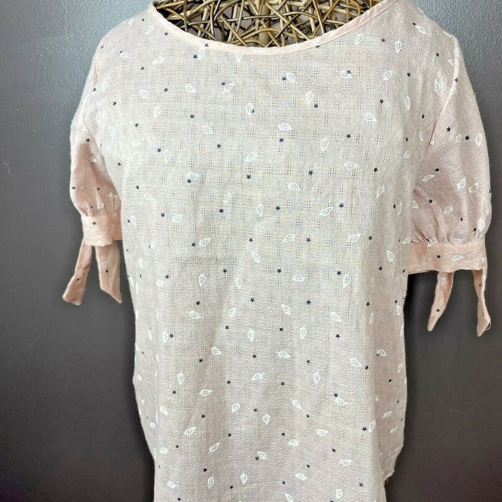 Le Lis Light & Flowy Sheer Pink White Feather Med